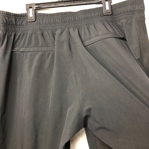 Athleta Black Multimedia Brooklyn Jogger Women's Size 14/P Zippered Pockets EUC! - Picture 10 of 12
